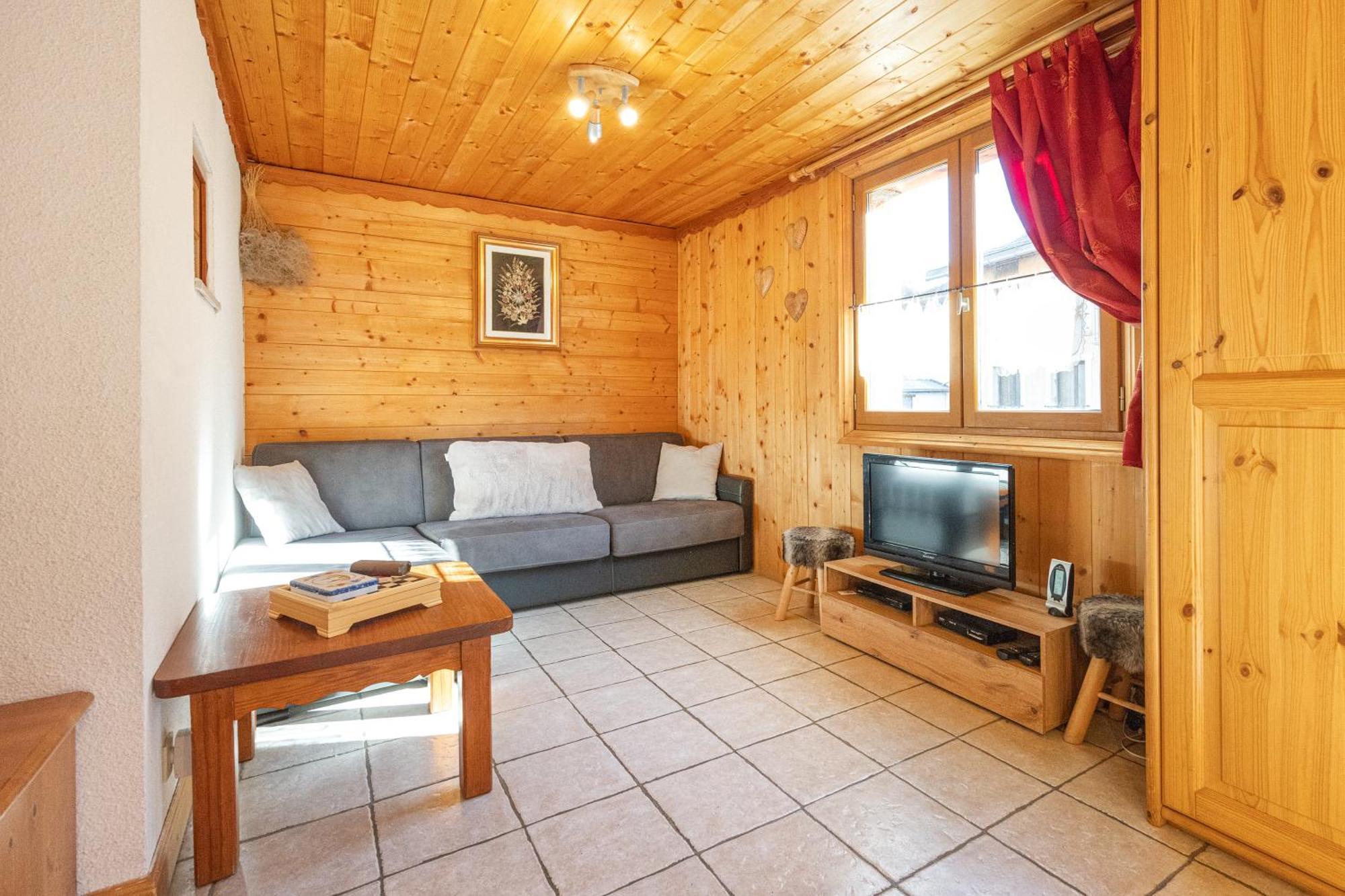 Chalet L'Etagne 贝桑 外观 照片