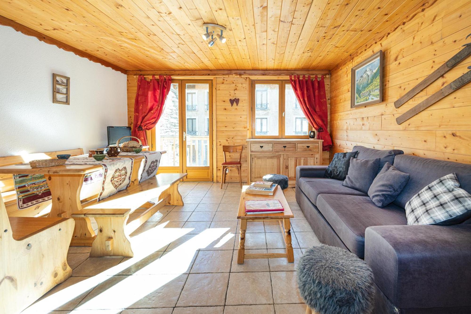 Chalet L'Etagne 贝桑 外观 照片