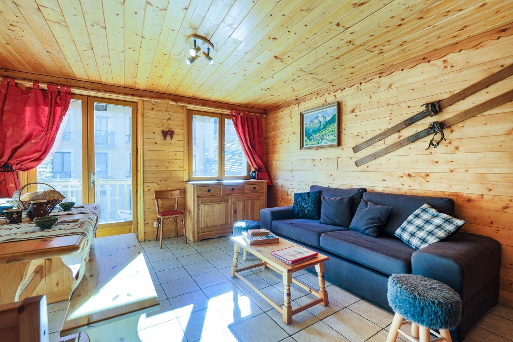Chalet L'Etagne 贝桑 外观 照片