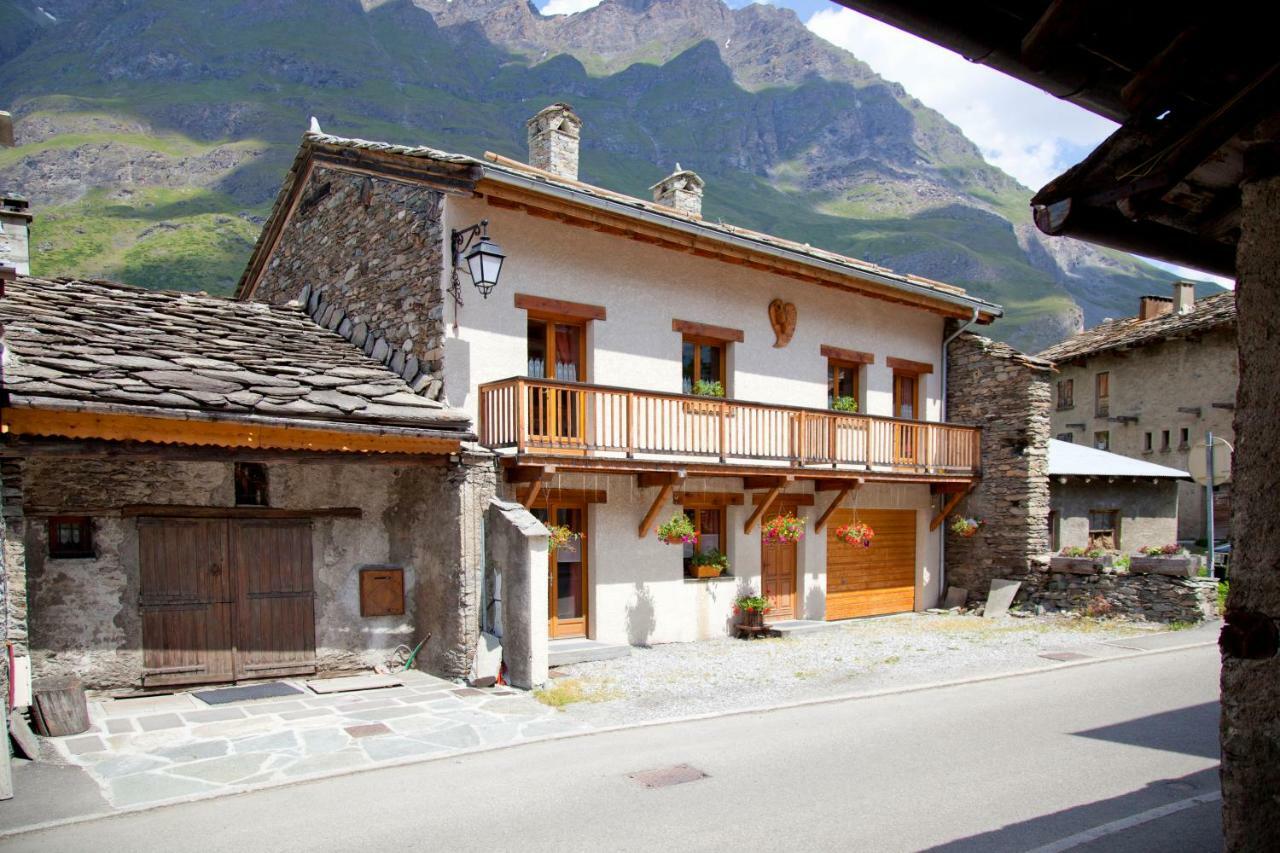 Chalet L'Etagne 贝桑 外观 照片